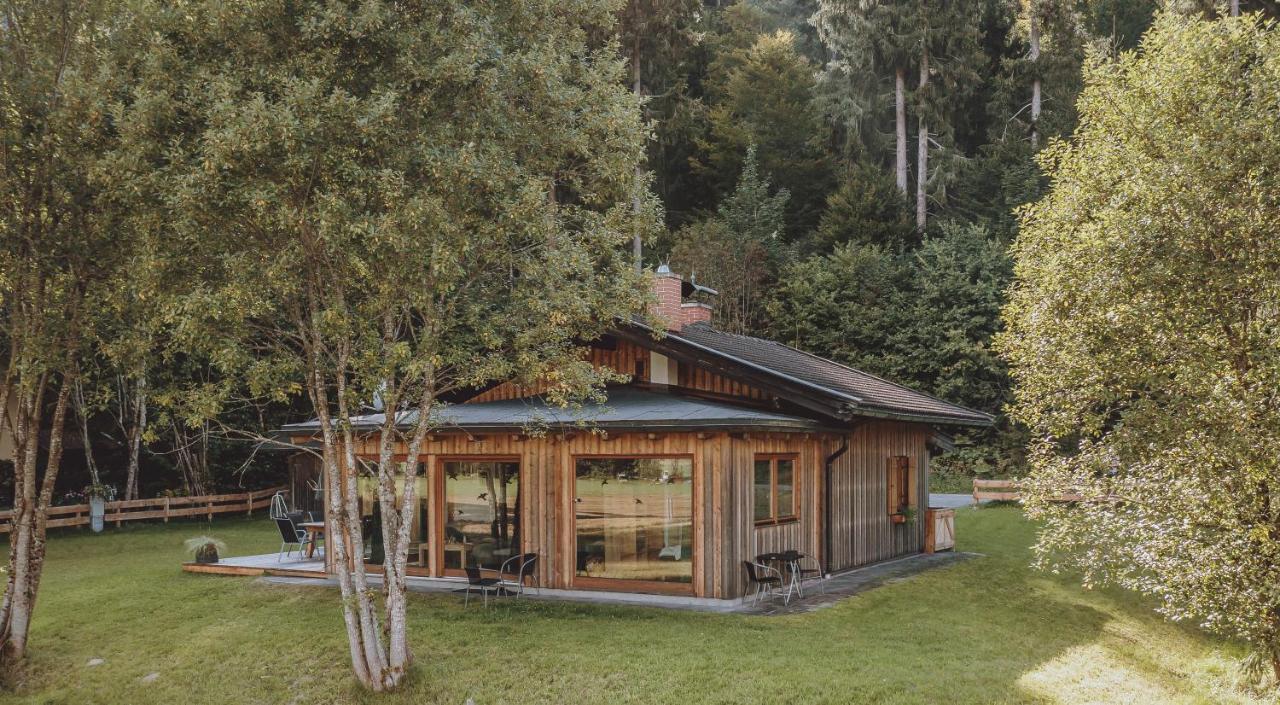 Die Laerchen-Lodge Maishofen Exteriör bild