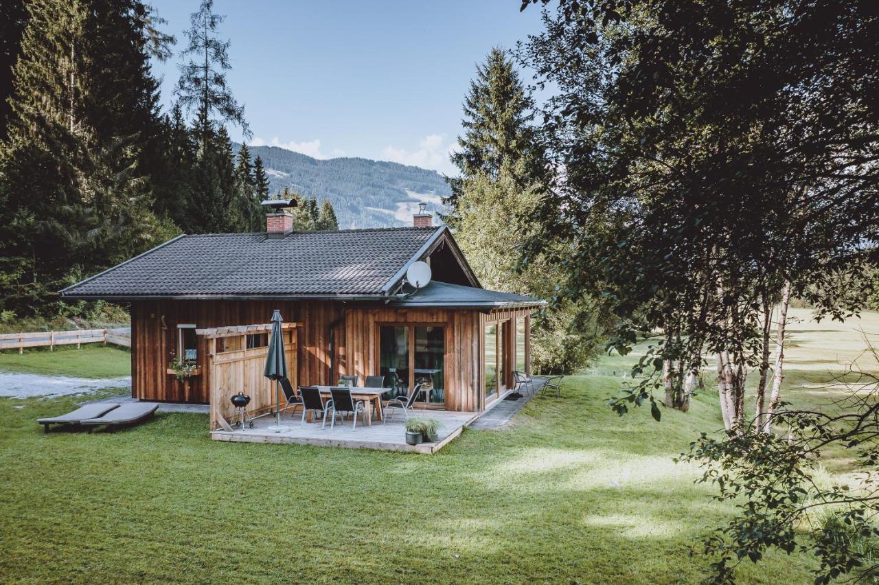 Die Laerchen-Lodge Maishofen Exteriör bild