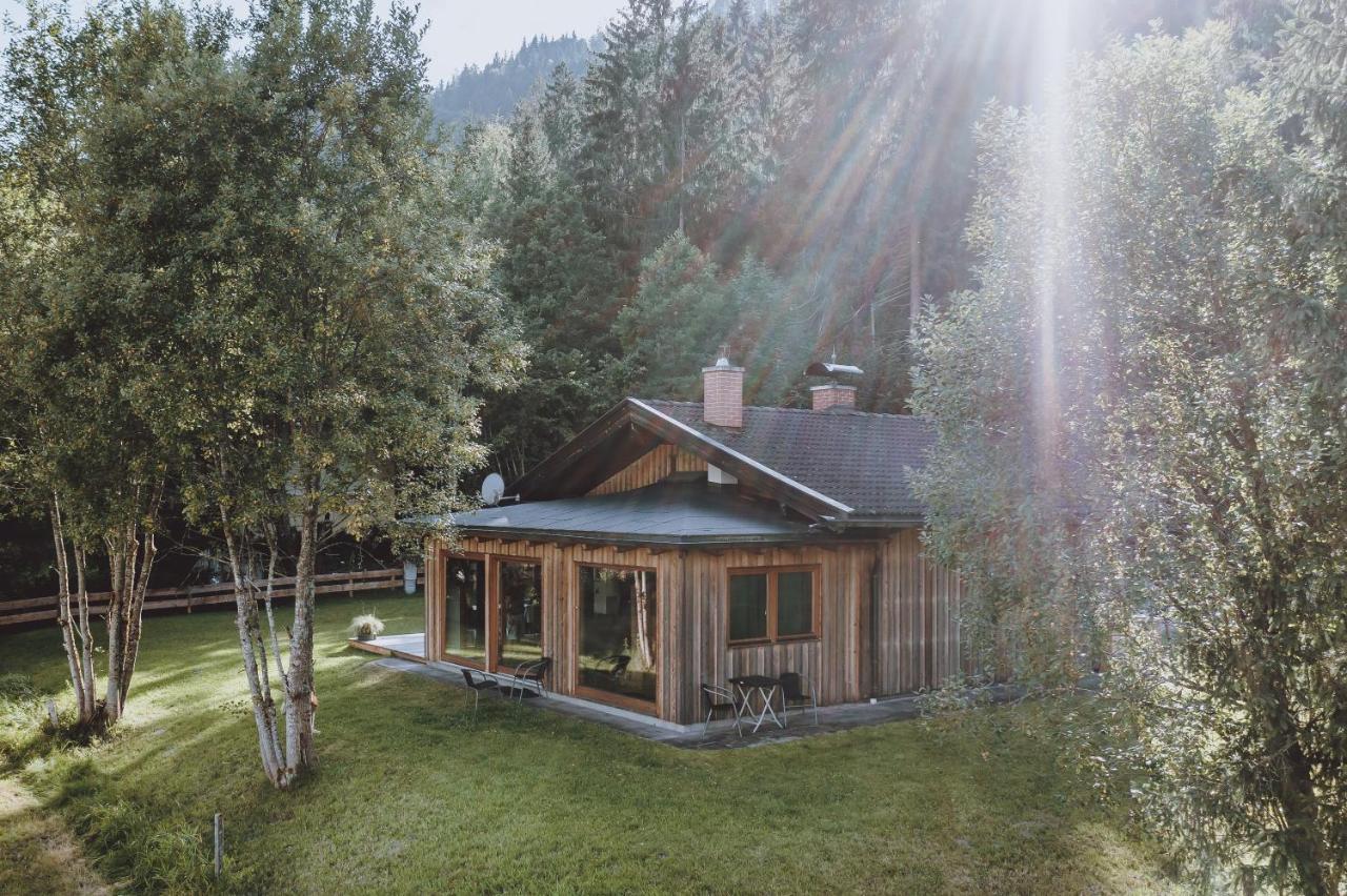 Die Laerchen-Lodge Maishofen Exteriör bild
