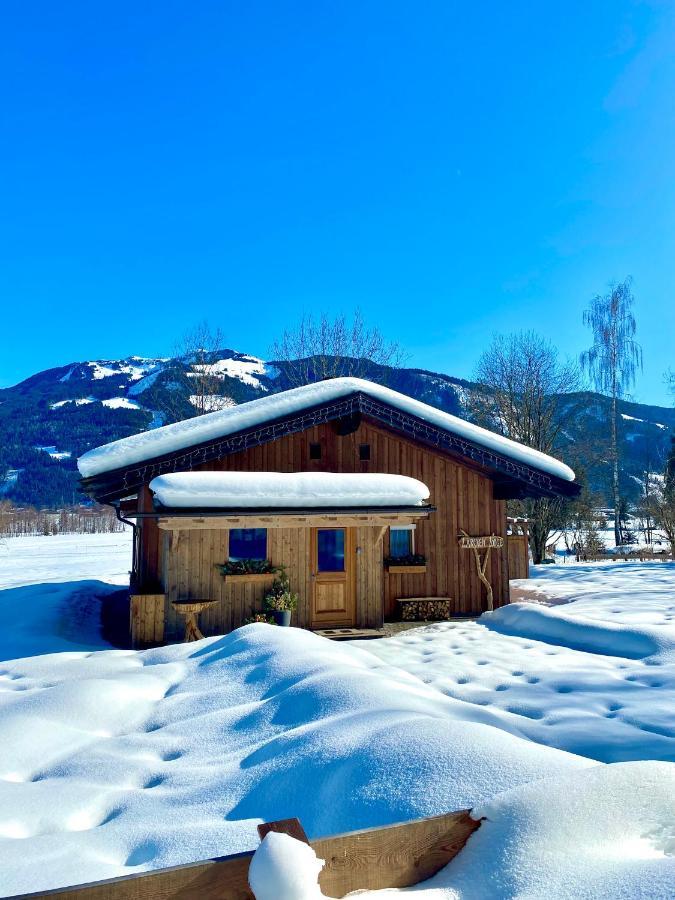 Die Laerchen-Lodge Maishofen Exteriör bild